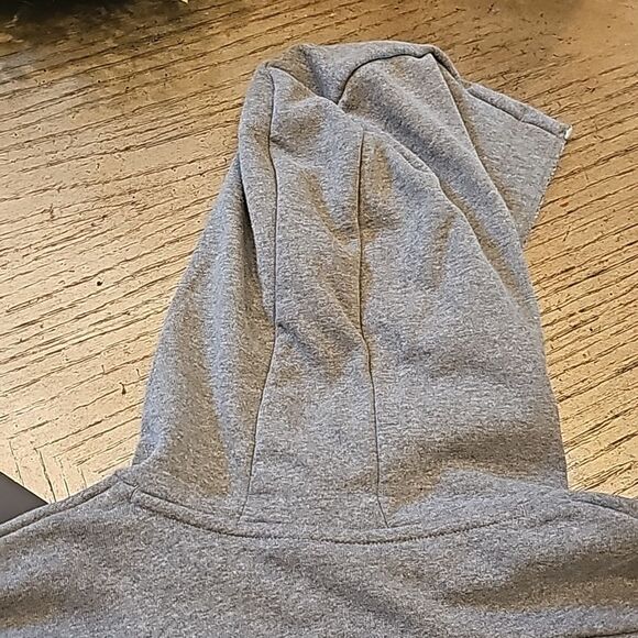 Under Armour gray terry sleeveless hoodie M NWT - Picture 8 of 11